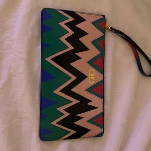 *NWT* Authentic Ferragamo Multicolor Wrsitlet